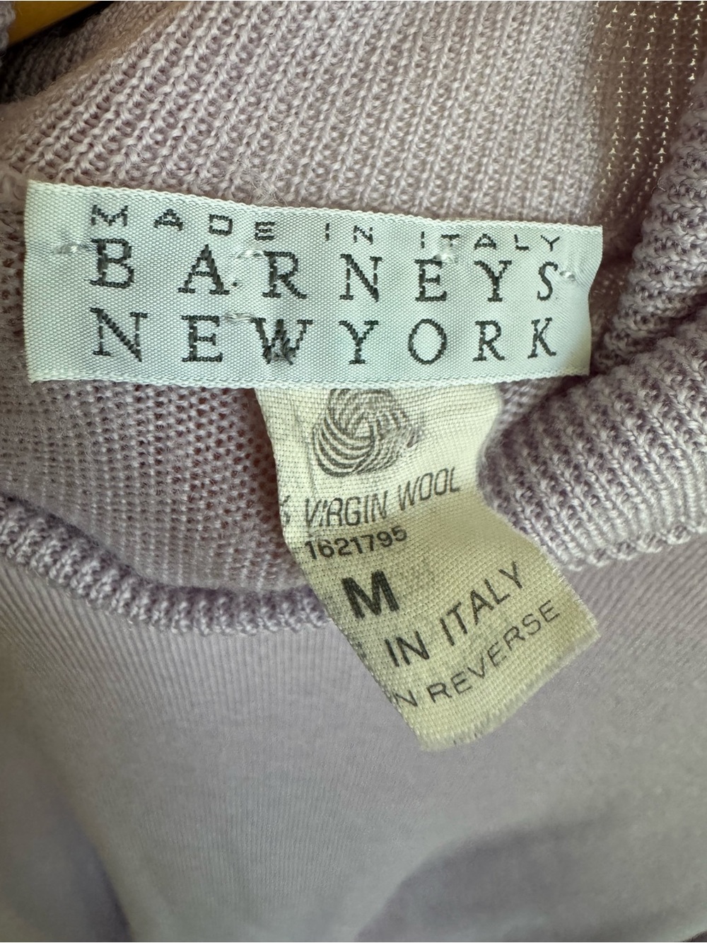 Vintage Barneys New York Virgin Wool Turtleneck Sweater Lilac Purple Sz M Italy - Picture 2 of 5